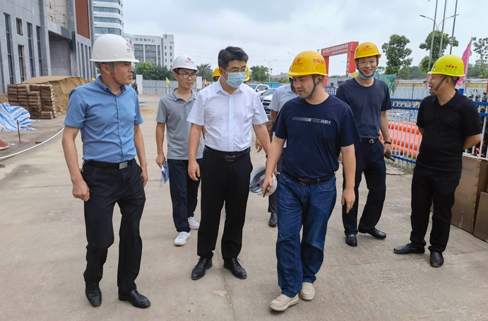 南昌縣文旅投人事總監(jiān)李強到南昌縣人才項目調(diào)度項目進度情況