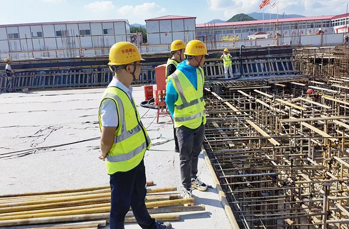 南昌市政建設(shè)各在建項(xiàng)目開(kāi)展安全隱患大排查