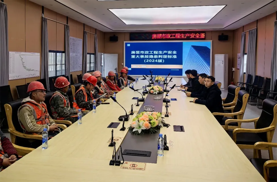 高處作業(yè)安全培訓｜腳手架搭設、防墜落措施與事故警示教育